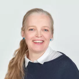 Ein Portrait von der Pflegefachfrau Claudia Mause